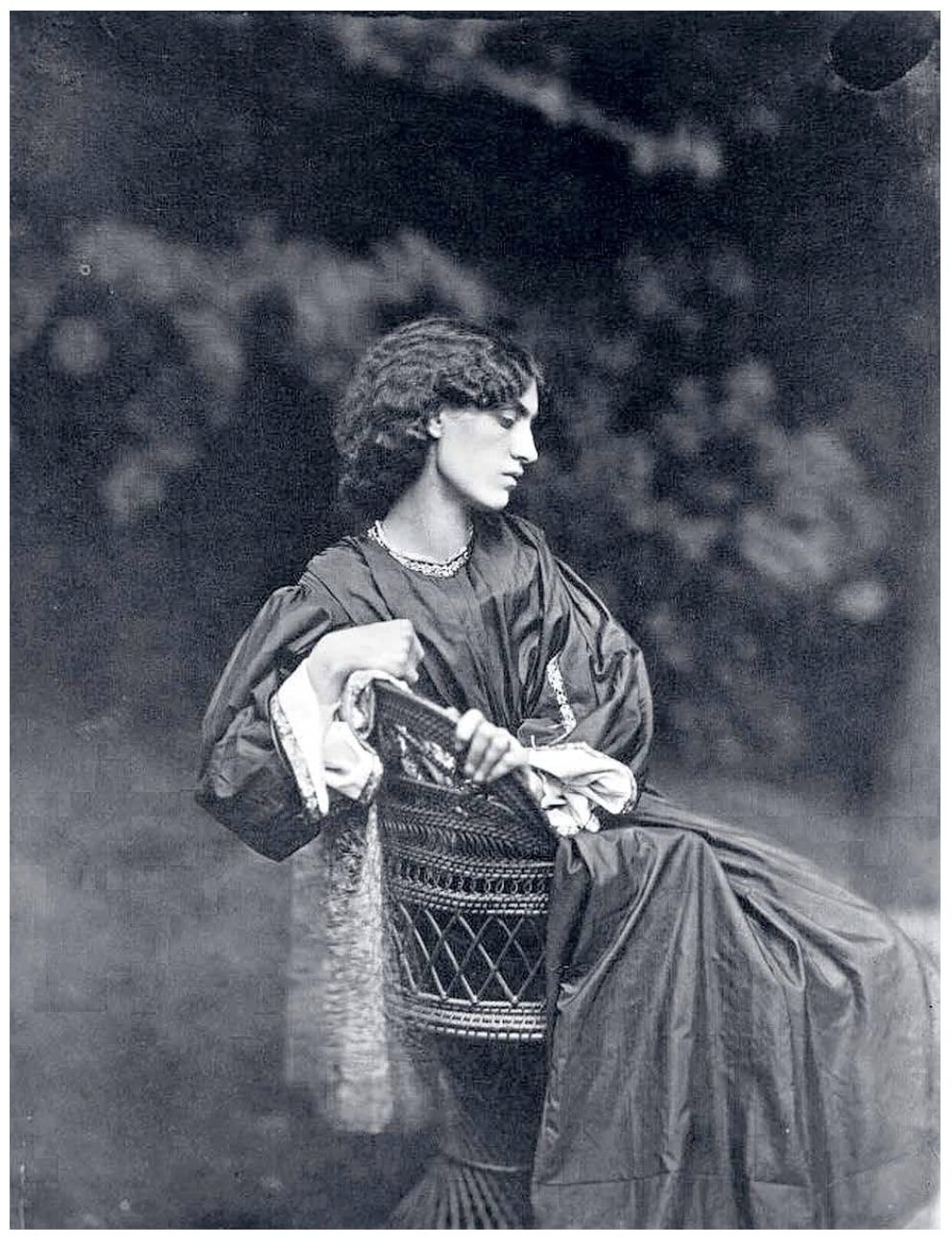 Jane Morris Dante Gabriel Rossetti és John Parsons fényképén 1865 júniusában, forrás: Wikimedia Commons